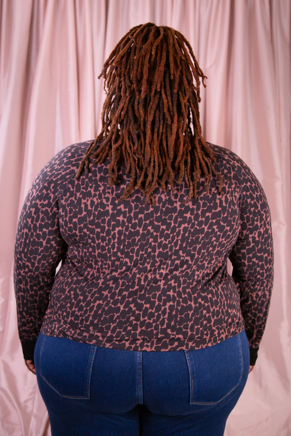 Donna Karan - Printed Long Sleeve Top